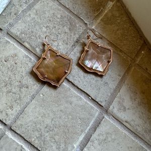 Kendra Scott rose gold earring